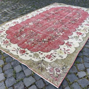 5.9 ft. x 9.8 ft. Vintage Turkish Rug TR26947 Image 1