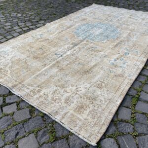 5.3 ft. x 9.4 ft. Vintage Turkish Rug TR27027 Image 1