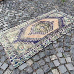 3.3 ft. x 6.3 ft. Vintage Turkish Rug TR27417 Image 1