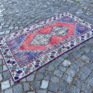 3.2 ft. x 5.6 ft. Vintage Turkish Rug TR27477 Image 1