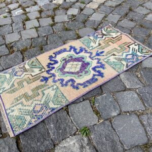 1.2 ft. x 2.6 ft. Vintage Turkish Rug TR27557 Image 1