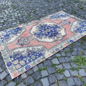 4.1 ft. x 6.9 ft. Vintage Turkish Rug TR27567 Image 1