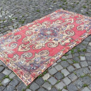 4.3 ft. x 7.2 ft. Vintage Turkish Rug TR27597 Image 1