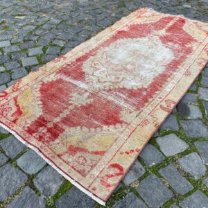 2.6 ft. x 5.4 ft. Vintage Turkish Rug TR27767 Image 1