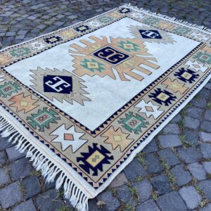 5.1 ft. x 6.9 ft. Vintage Turkish Rug TR28097 Image 1