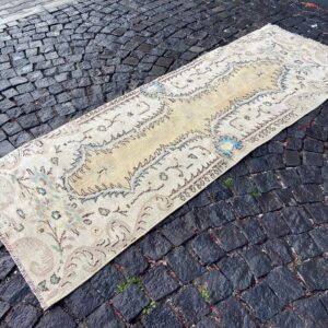 2.8 ft. x 7.5 ft. Vintage Turkish Rug TR28107 Image 1