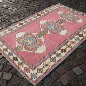 4.1 ft. x 6 ft. Vintage Turkish Rug TR28127 Image 1