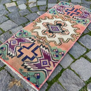1.2 ft. x 2.7 ft. Vintage Turkish Rug TR28367 Image 1