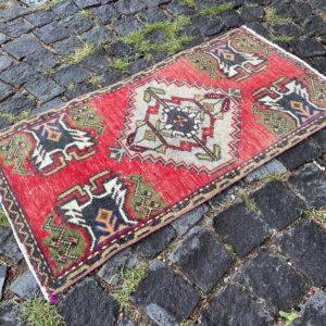 1.6 ft. x 3 ft. Vintage Turkish Rug TR28707 Image 1