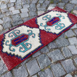 1.4 ft. x 3.1 ft. Vintage Turkish Rug TR28727 Image 1