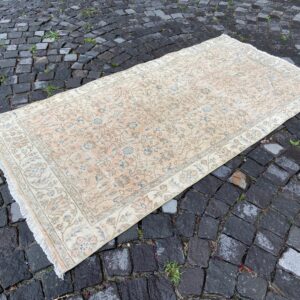 3.4 ft. x 6.6 ft. Vintage Turkish Rug TR28967 Image 1