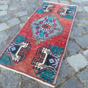 1.3 ft. x 2.7 ft. Vintage Turkish Rug TR28997 Image 1