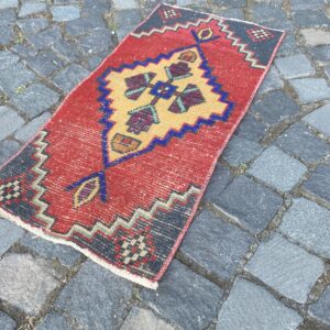1.3 ft. x 2.8 ft. Vintage Turkish Rug TR29107 Image 1