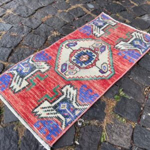 1.3 ft. x 2.6 ft. Vintage Turkish Rug TR29237 Image 1
