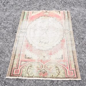 2.8 ft. x 4.1 ft. Vintage Turkish Rug TR29387 Image 1