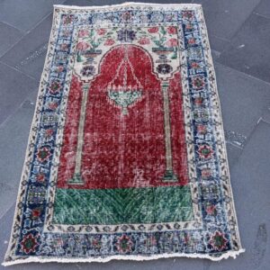 2.6 ft. x 4.4 ft. Vintage Turkish Rug TR29397 Image 1