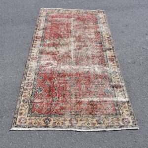 3.1 ft. x 6.5 ft. Vintage Turkish Rug TR29457 Image 1
