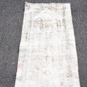 2.2 ft. x 4 ft. Vintage Turkish Rug TR29467 Image 1