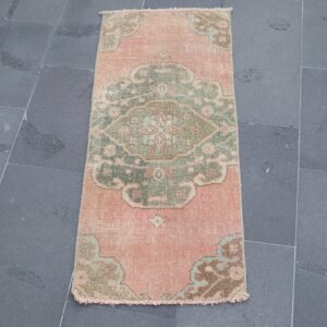 1.6 ft. x 3.5 ft. Vintage Turkish Rug TR29527 Image 1