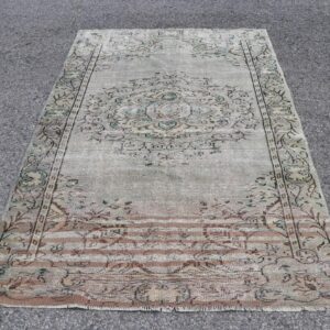 5 ft. x 7.9 ft. Vintage Turkish Rug TR29707 Image 1
