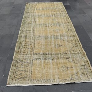 3.9 ft. x 9.7 ft. Vintage Turkish Rug TR29817 Image 1