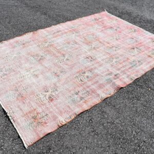 5.4 ft. x 8.4 ft. Vintage Turkish Rug TR29837 Image 1