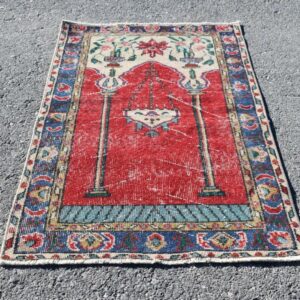 2.3 ft. x 3.9 ft. Vintage Turkish Rug TR29867 Image 1