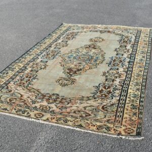 5.1 ft. x 8.3 ft. Vintage Turkish Rug TR29887 Image 1