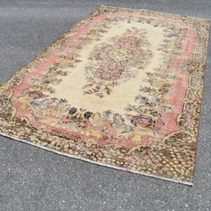 6.1 ft. x 9.9 ft. Vintage Turkish Rug TR29937 Image 1