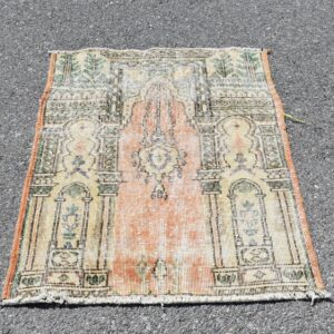 2.5 ft. x 3.3 ft. Vintage Turkish Rug TR29967 Image 1