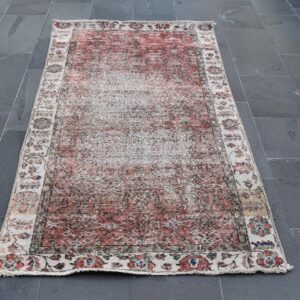 3.4 ft. x 6.3 ft. Vintage Turkish Rug TR30027 Image 1