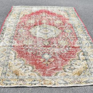5.6 ft. x 8.3 ft. Vintage Turkish Rug TR30107 Image 1