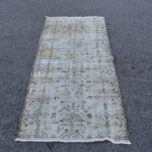 3.1 ft. x 7.2 ft. Vintage Turkish Rug TR30197 Image 1