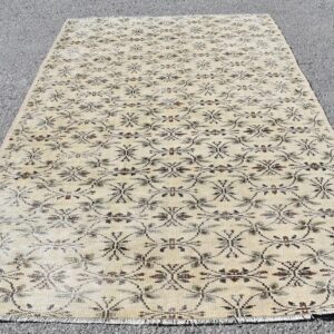 5.9 ft. x 9.4 ft. Vintage Turkish Rug TR30217 Image 1