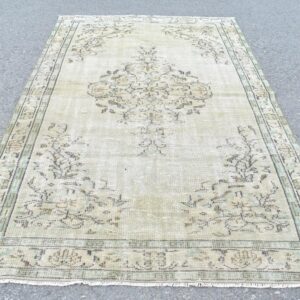 5.3 ft. x 8.7 ft. Vintage Turkish Rug TR30397 Image 1