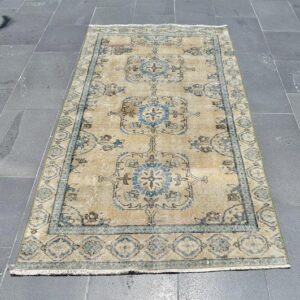 3.2 ft. x 6.1 ft. Vintage Turkish Rug TR30557 Image 1