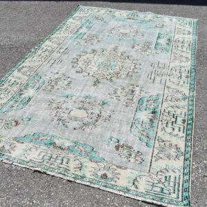 5.6 ft. x 8.8 ft. Vintage Turkish Rug TR30627 Image 1