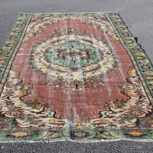 5.4 ft. x 9.8 ft. Vintage Turkish Rug TR31297 Image 1