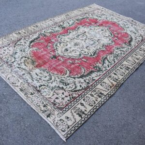 5.5 ft. x 8.4 ft. Vintage Turkish Rug TR31657 Image 1