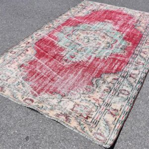 5.5 ft. x 9 ft. Vintage Turkish Rug TR31827 Image 1