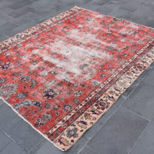 6 ft. x 7.6 ft. Vintage Turkish Rug TR31837 Image 1