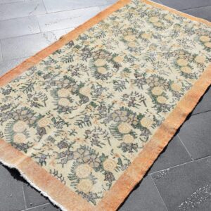 3.9 ft. x 6.9 ft. Vintage Turkish Rug TR31937 Image 1
