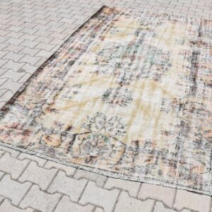 5.4 ft. x 8.7 ft. Vintage Turkish Rug TR32087 Image 1