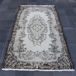 3.9 ft. x 7.2 ft. Vintage Turkish Rug TR32287 Image 1