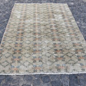 4.6 ft. x 8 ft. Vintage Turkish Rug TR32357 Image 1