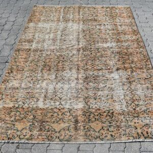4.7 ft. x 7.3 ft. Vintage Turkish Rug TR32417 Image 1