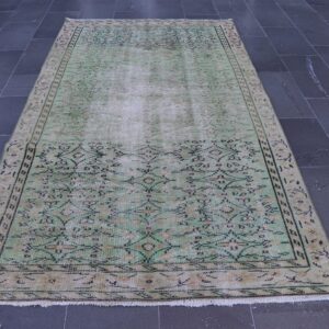4.6 ft. x 8.6 ft. Vintage Turkish Rug TR32437 Image 1