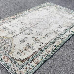 5.3 ft. x 8.7 ft. Vintage Turkish Rug TR32507 Image 1