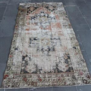 3.8 ft. x 7.5 ft. Vintage Turkish Rug TR32537 Image 1