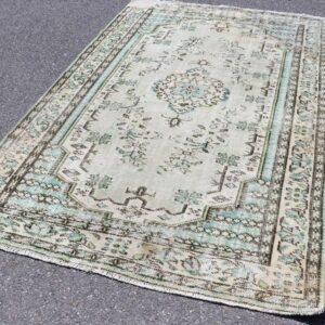 5.1 ft. x 8.2 ft. Vintage Turkish Rug TR32667 Image 1